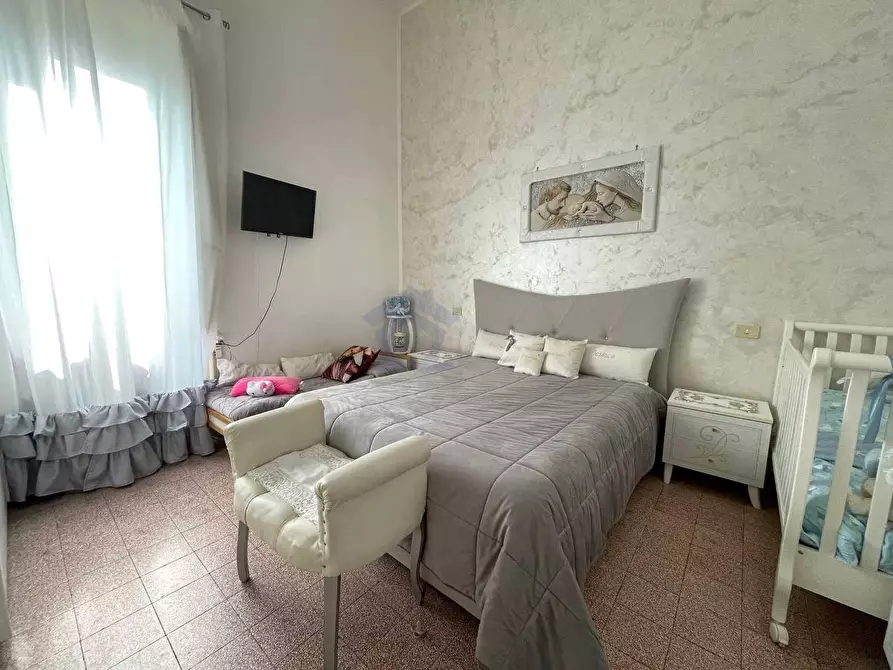 Immagine 6 di Appartamento in vendita  in via nazionale a Boscotrecase