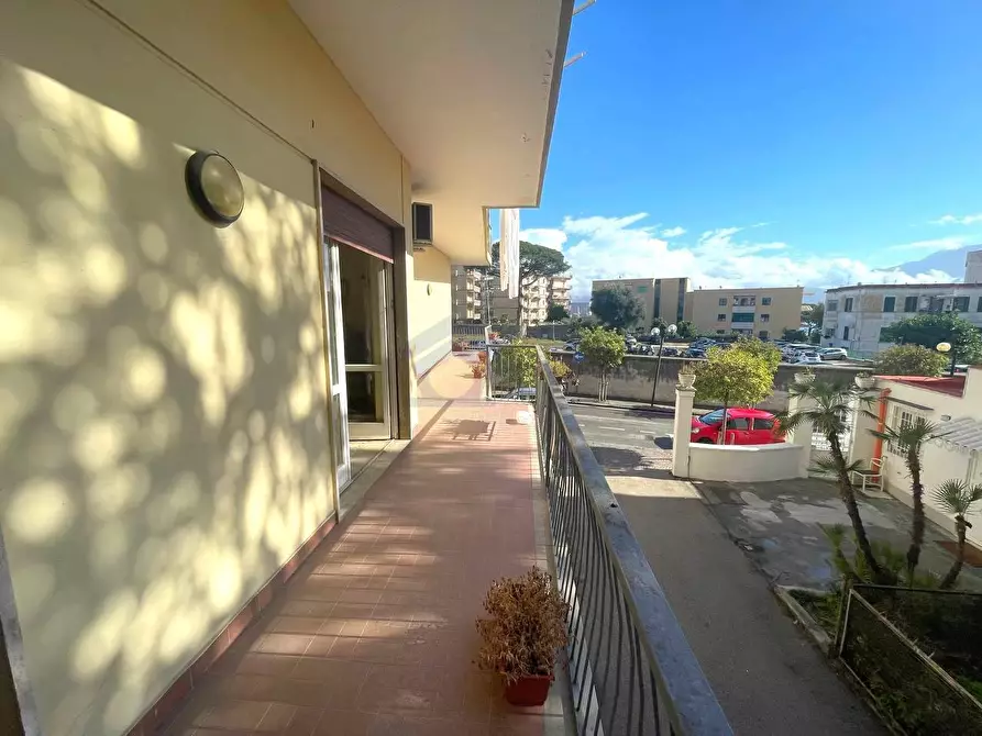 Immagine 12 di Appartamento in vendita  in via gambardella a Torre Annunziata
