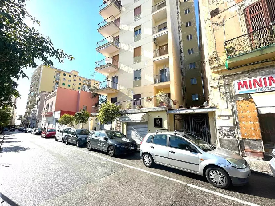 Immagine 26 di Appartamento in vendita  in via gambardella a Torre Annunziata