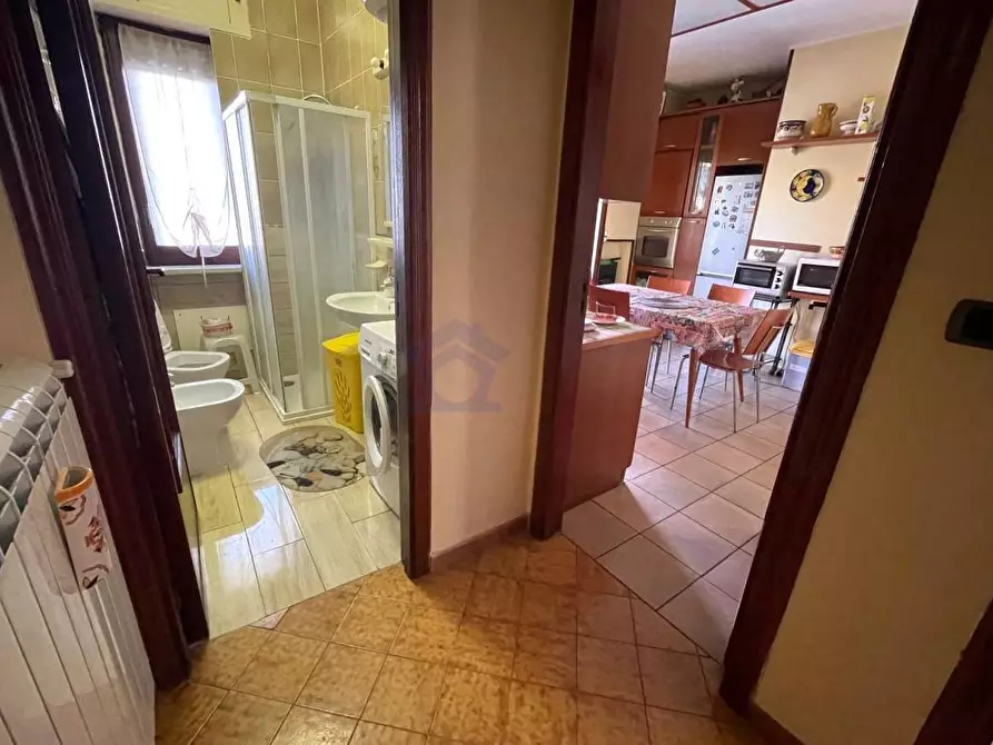 Immagine 11 di Appartamento in vendita  in via caravelli a Torre Annunziata