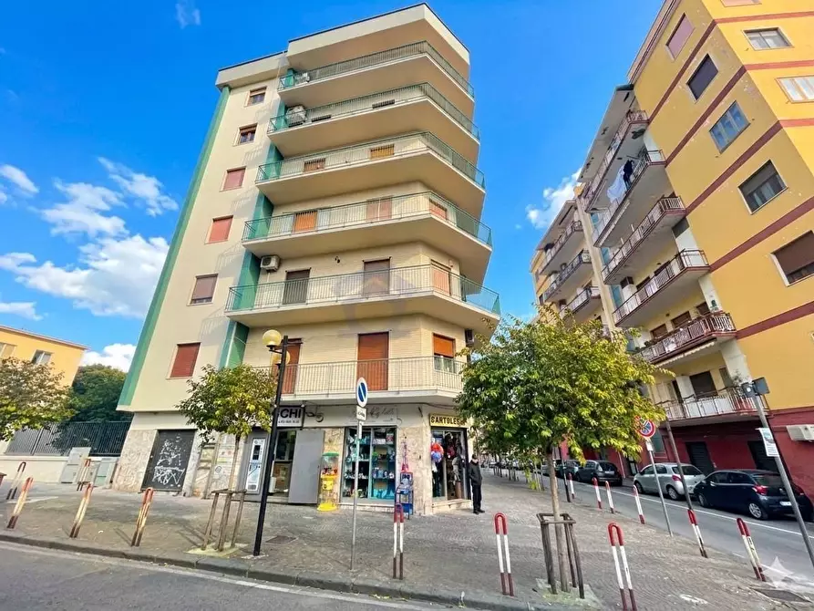 Immagine 2 di Appartamento in vendita  in via iv giornate a Torre Annunziata