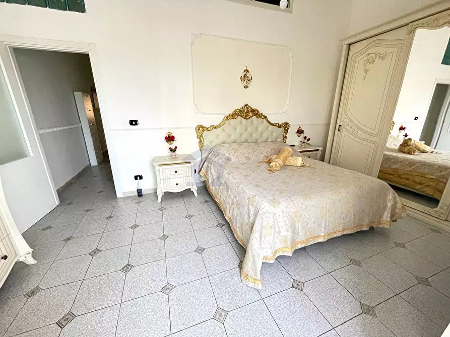 Immagine 20 di Appartamento in vendita  in via sepolcri a Torre Annunziata