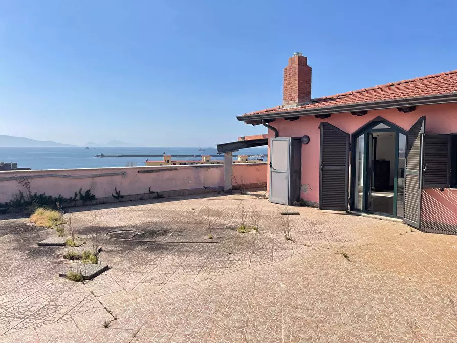 Immagine 9 di Appartamento in vendita  in via roma a Torre Annunziata