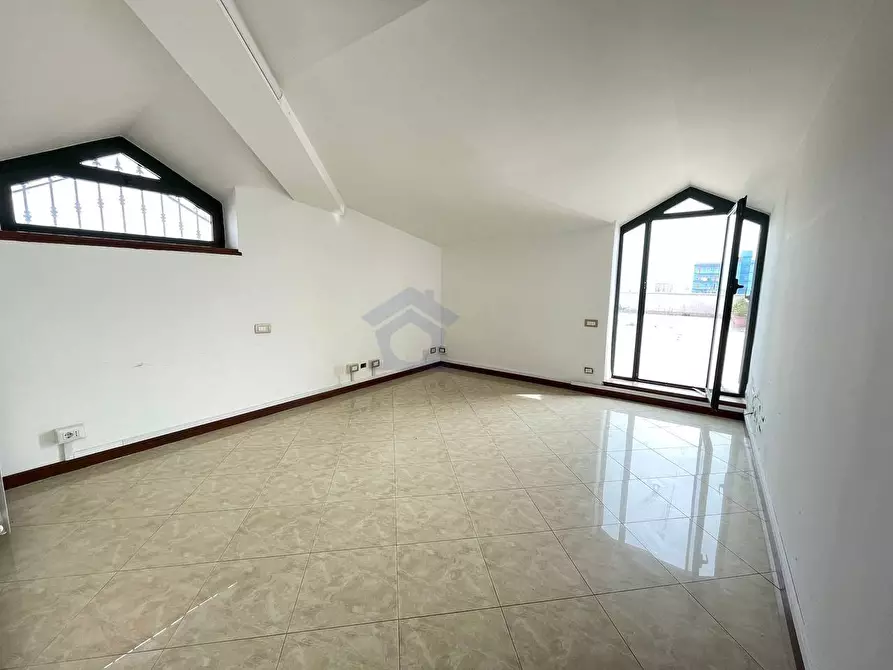 Immagine 23 di Appartamento in vendita  in via roma a Torre Annunziata