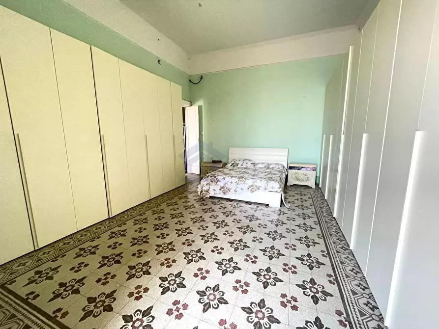 Immagine 10 di Appartamento in vendita  in via frumento a Torre Annunziata