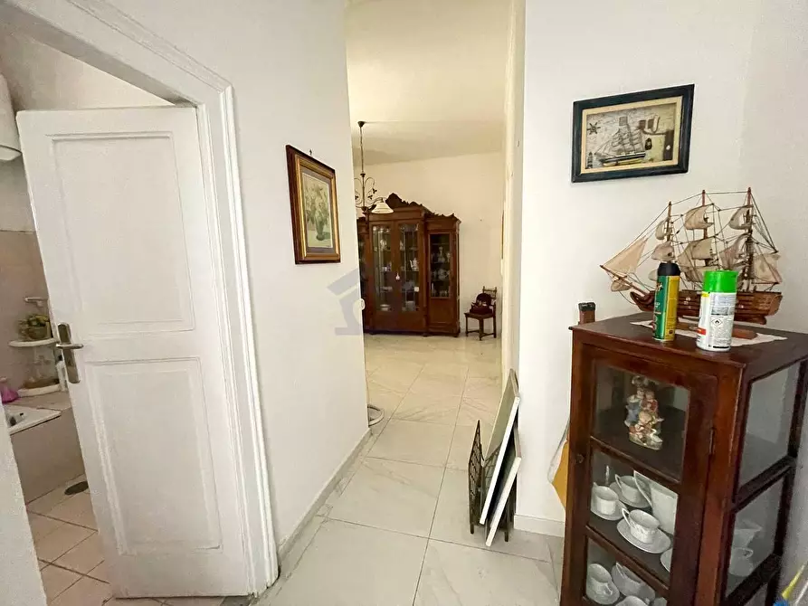 Immagine 17 di Appartamento in vendita  in via frumento a Torre Annunziata