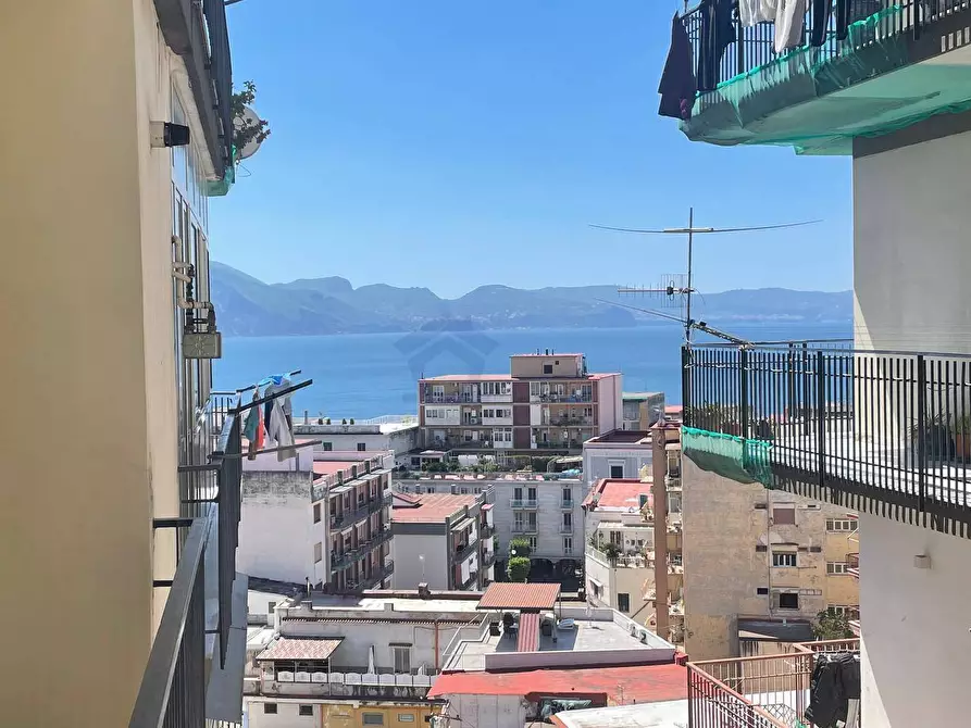 Immagine 1 di Appartamento in vendita  in via vesuvio a Torre Annunziata