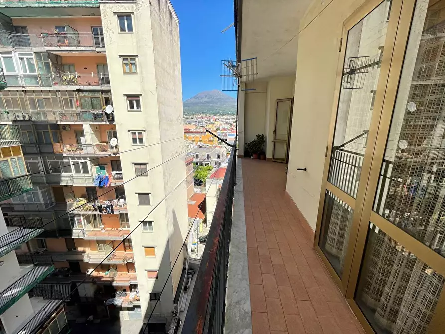 Immagine 3 di Appartamento in vendita  in via vesuvio a Torre Annunziata