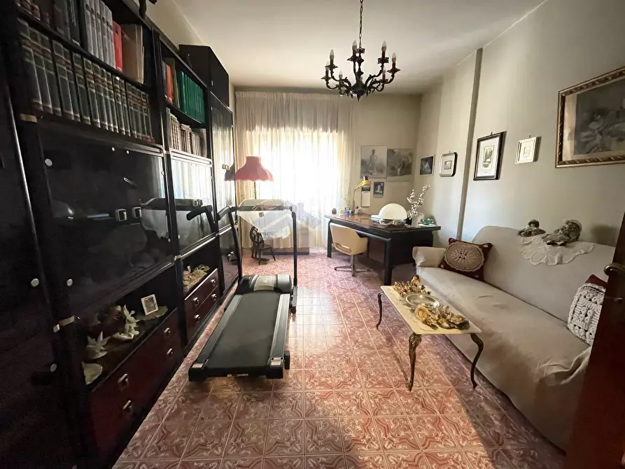 Immagine 22 di Appartamento in vendita  in via vesuvio a Torre Annunziata