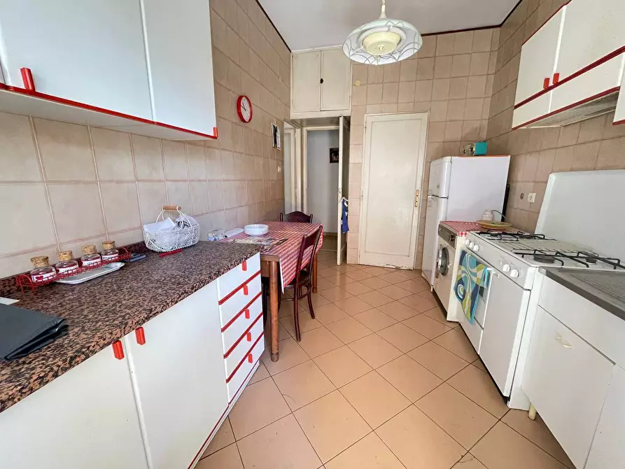 Immagine 12 di Appartamento in vendita  in via iacono a Torre Annunziata