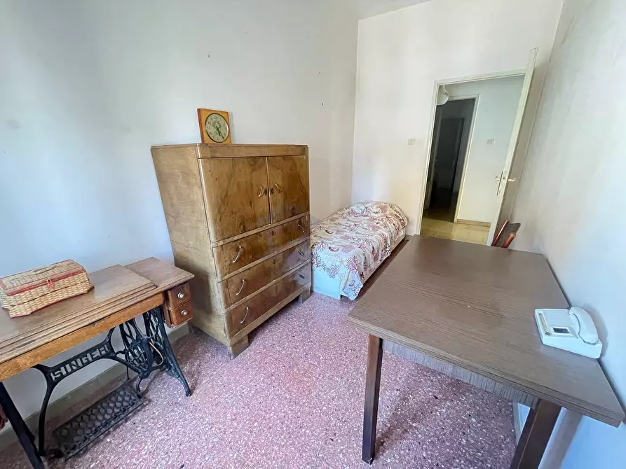 Immagine 24 di Appartamento in vendita  in via iacono a Torre Annunziata