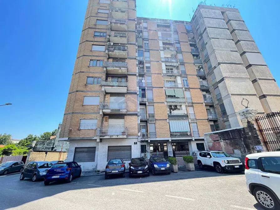 Immagine 4 di Appartamento in vendita  in via murat a Torre Annunziata