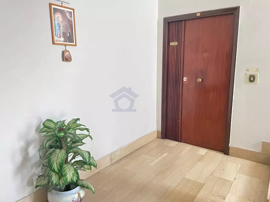 Immagine 9 di Appartamento in vendita  in via murat a Torre Annunziata