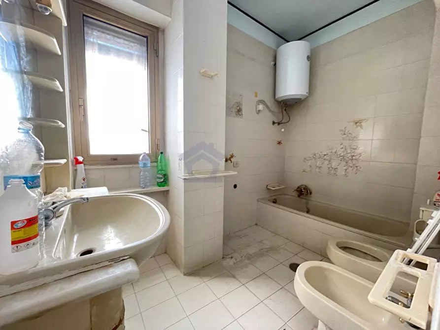 Immagine 21 di Appartamento in vendita  in via murat a Torre Annunziata
