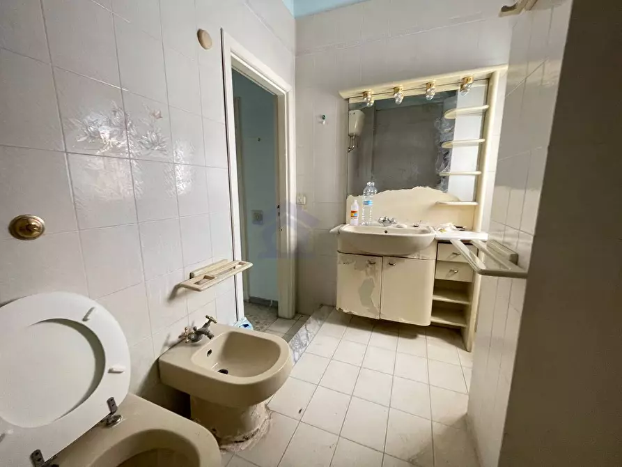 Immagine 22 di Appartamento in vendita  in via murat a Torre Annunziata