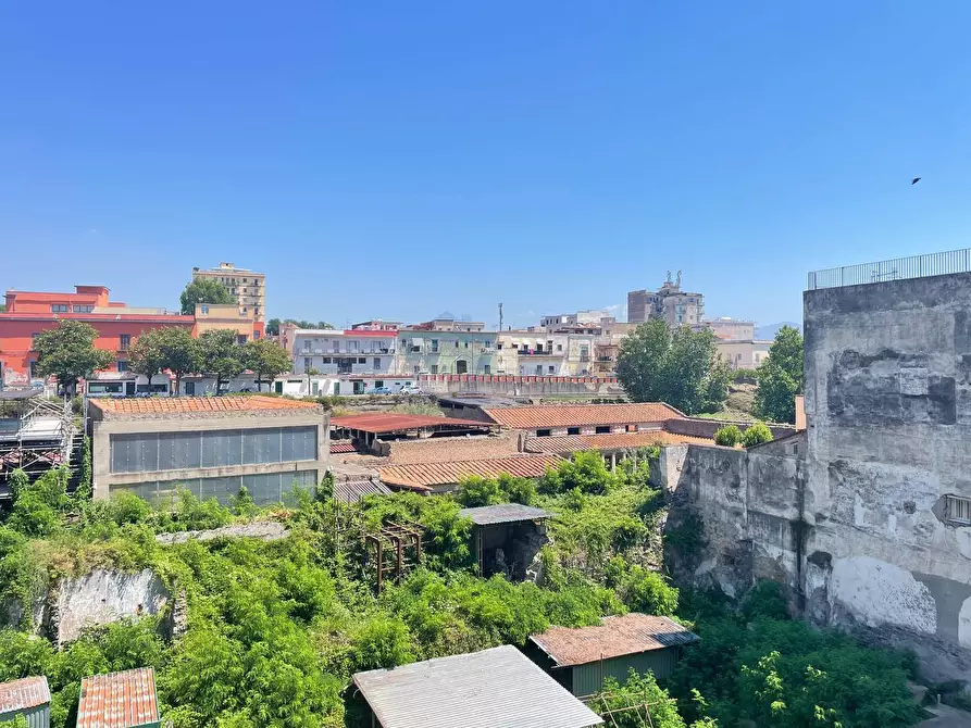 Immagine 28 di Appartamento in vendita  in via murat a Torre Annunziata