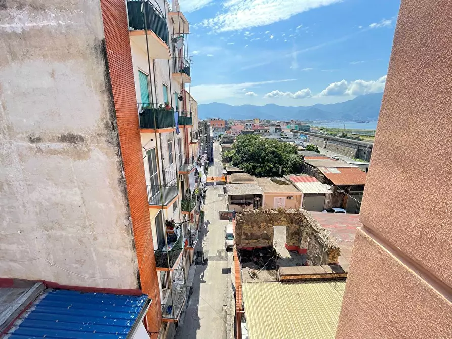 Immagine 25 di Appartamento in vendita  in via dogana a Torre Annunziata