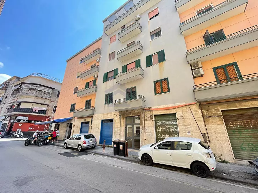 Immagine 27 di Appartamento in vendita  in via dogana a Torre Annunziata