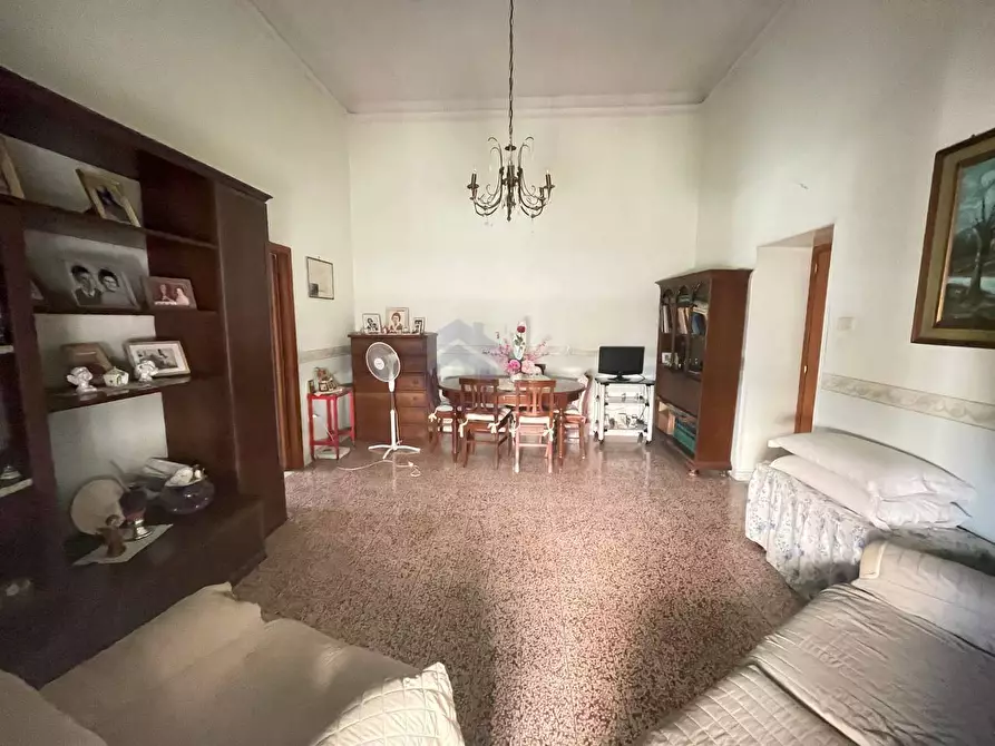 Immagine 10 di Appartamento in vendita  in via veneto a Torre Annunziata