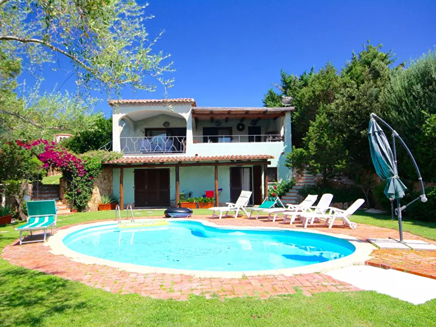 Immagine 1 di Villa in vendita  in Pevero Golf a Arzachena