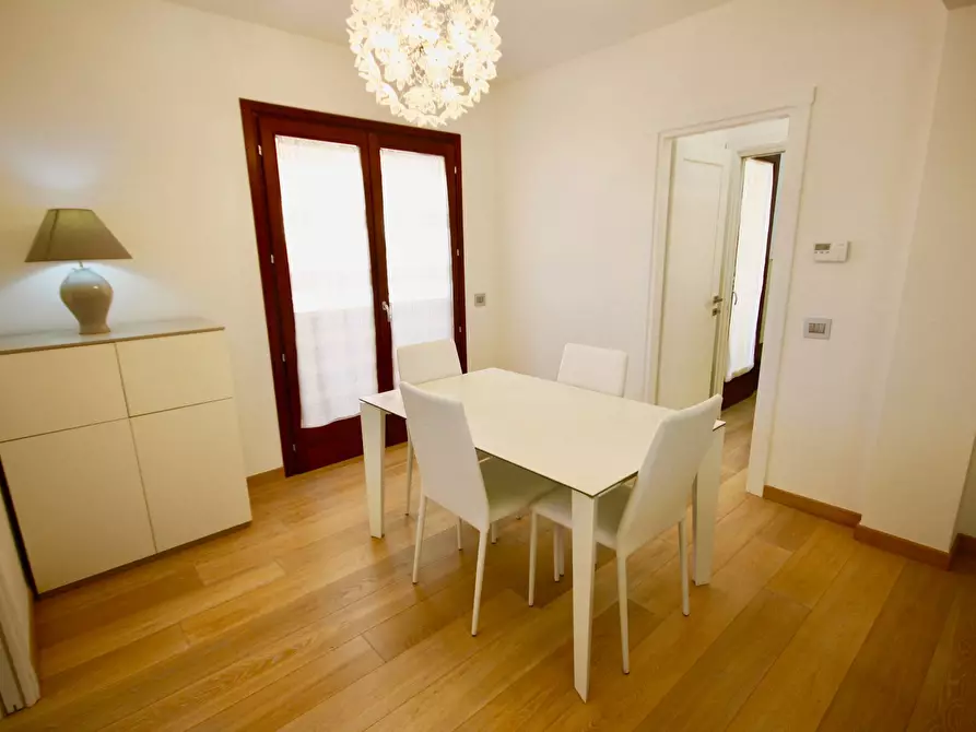 Immagine 8 di Villa in vendita  in Via Ruinadas 18A a Olbia
