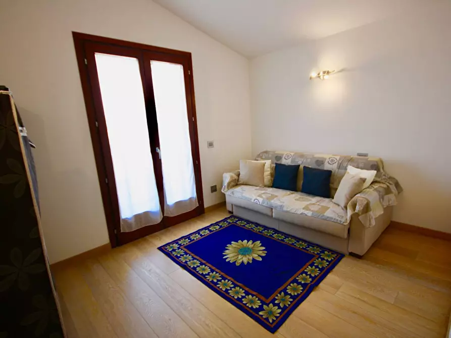 Immagine 18 di Villa in vendita  in Via Ruinadas 18A a Olbia