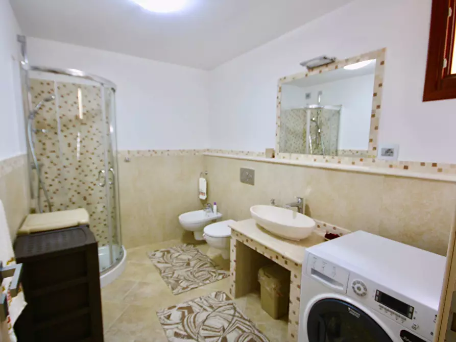 Immagine 22 di Villa in vendita  in Via Ruinadas 18A a Olbia