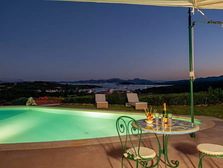 Immagine 21 di Villa in vendita  in Loc.Cala di Volpe -Via del mirto 7 a Aggius