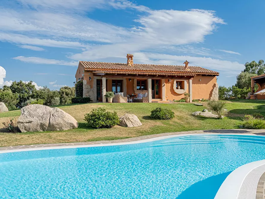 Immagine 30 di Villa in vendita  in loc. Micaloni vicinanze di OLBIA a Olbia