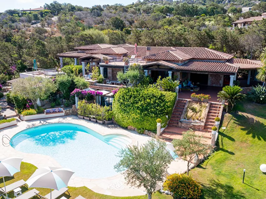 Immagine 1 di Villa in vendita  in Porto Rotondo Costa Smeralda a Olbia