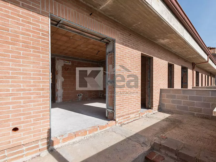 Immagine 36 di Villa in vendita  in Via Napoli 27 a Ciampino