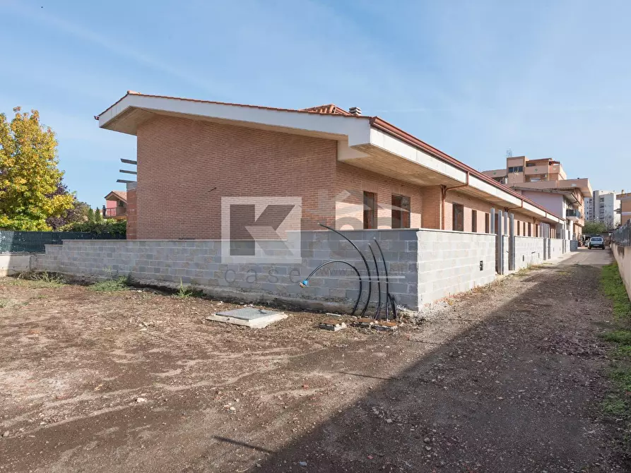 Immagine 33 di Villa in vendita  in Via Napoli 27 a Ciampino