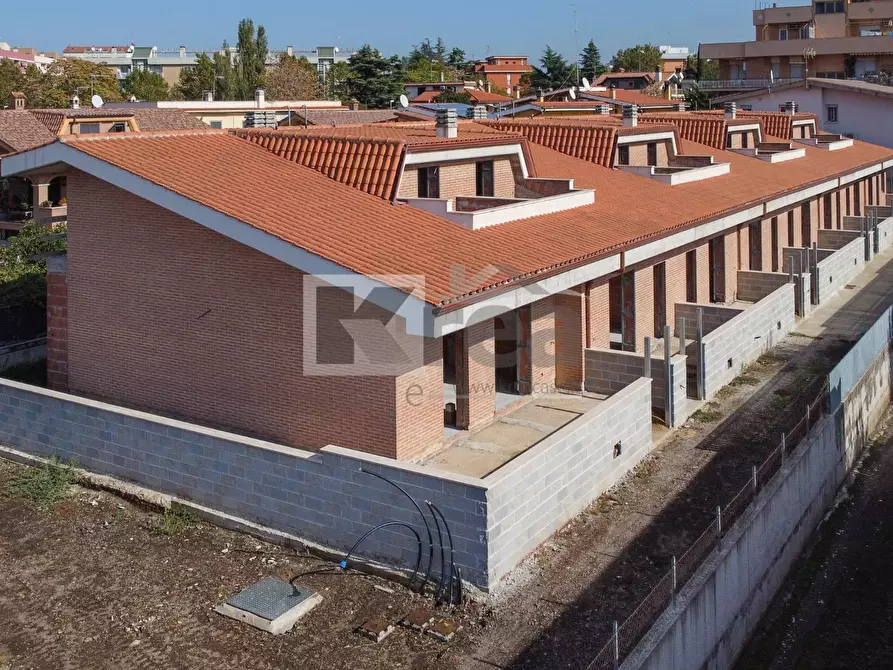 Immagine 17 di Villa in vendita  in Via Napoli 27 a Ciampino