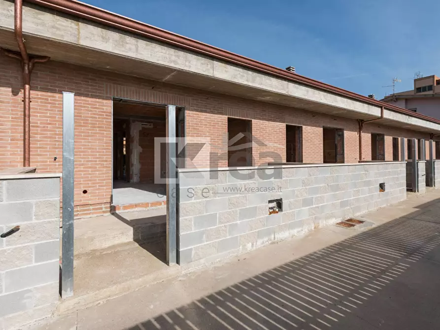 Immagine 35 di Villa in vendita  in Via Napoli 27 a Ciampino