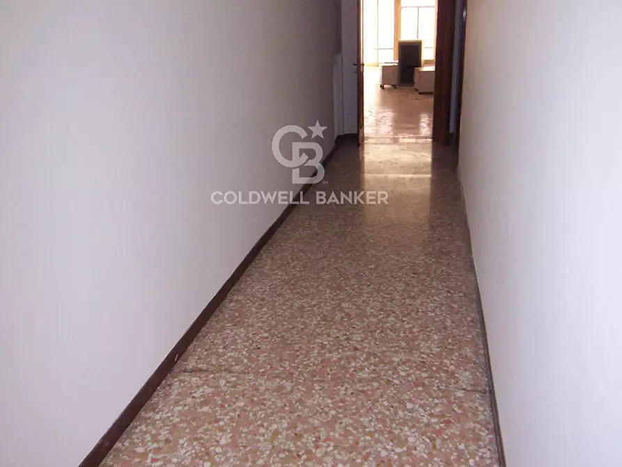 Immagine 8 di Appartamento in vendita  in Calle dei Botteri a Venezia