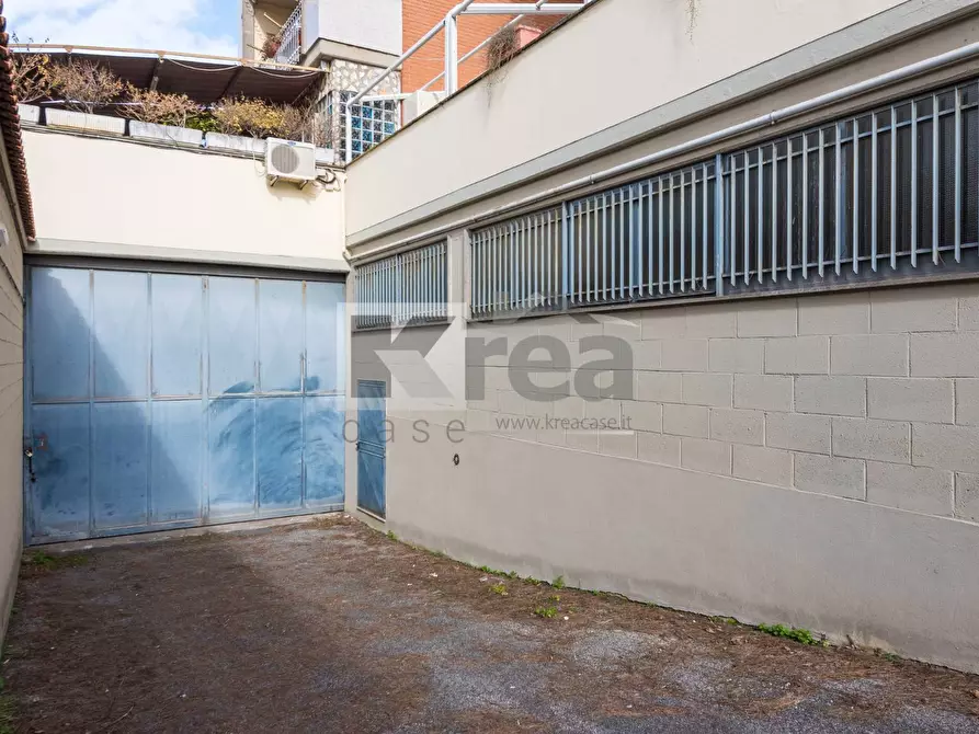Immagine 6 di Magazzino in vendita  in Via Giuseppe Gagliardi 16 a Roma