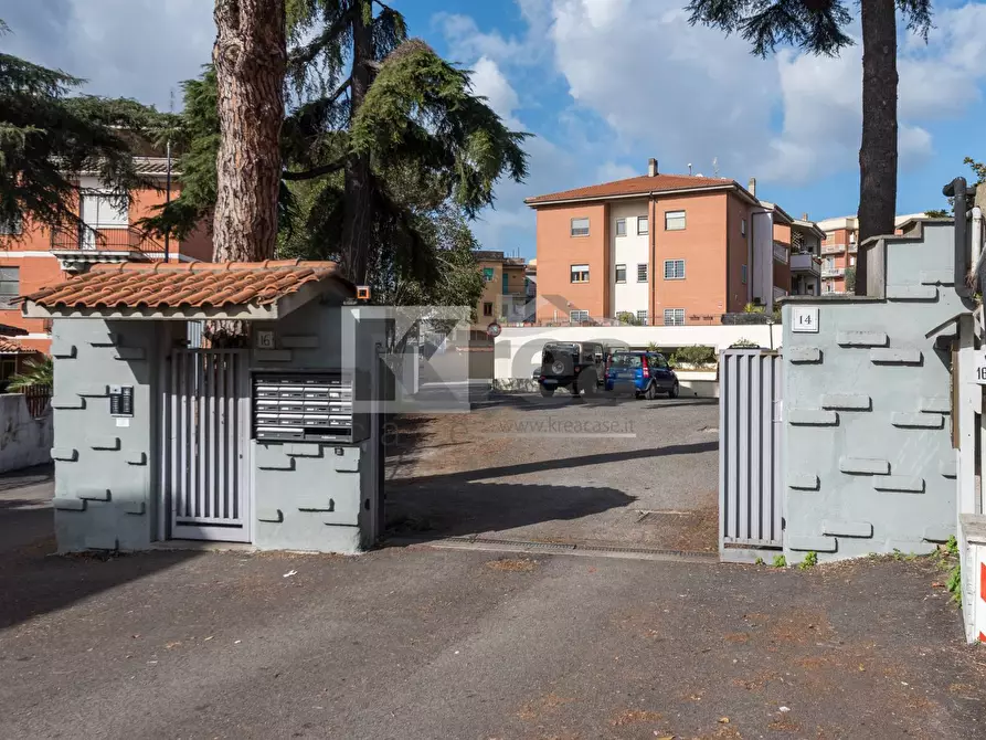 Immagine 16 di Magazzino in vendita  in Via Giuseppe Gagliardi 16 a Roma