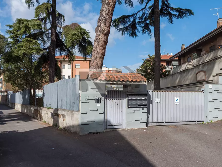 Immagine 17 di Magazzino in vendita  in Via Giuseppe Gagliardi 16 a Roma