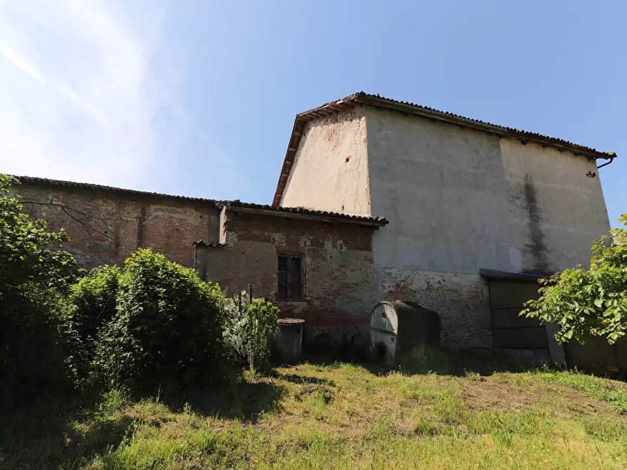 Immagine 12 di Rustico / casale in vendita  in Strada Nosserio 25 a Costigliole D'asti