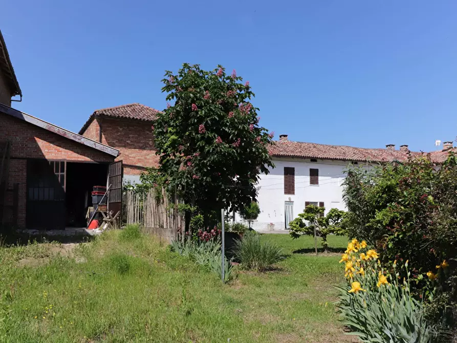 Immagine 19 di Rustico / casale in vendita  in Strada Nosserio 25 a Costigliole D'asti