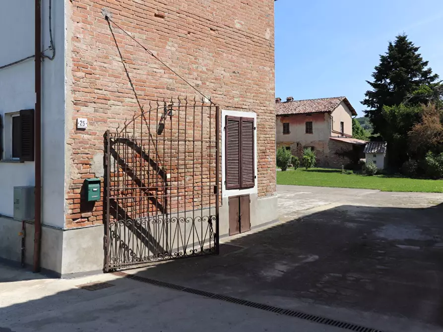Immagine 27 di Rustico / casale in vendita  in Strada Nosserio 25 a Costigliole D'asti
