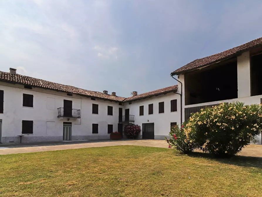 Immagine 36 di Rustico / casale in vendita  in Strada Nosserio 25 a Costigliole D'asti