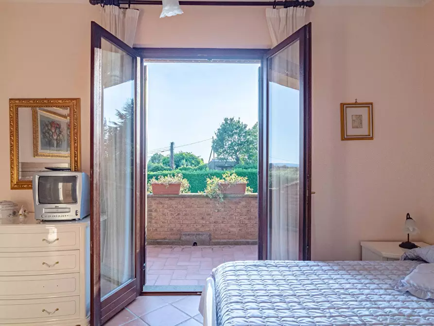 Immagine 78 di Villa in vendita  in Strada Vicinale Valle Rote snc a Bassano In Teverina