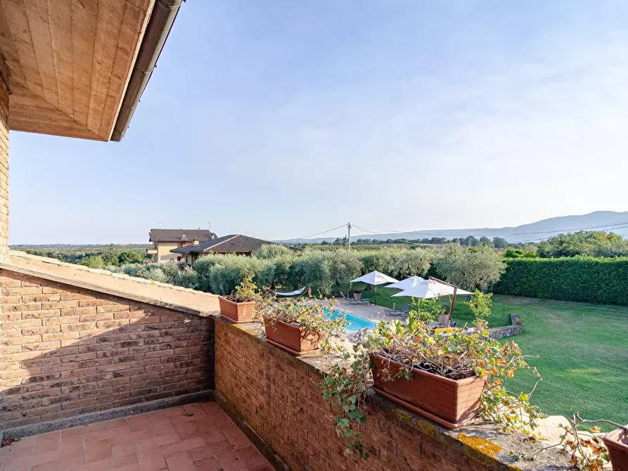 Immagine 90 di Villa in vendita  in Strada Vicinale Valle Rote snc a Bassano In Teverina