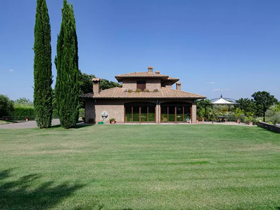Immagine 15 di Villa in vendita  in Strada Vicinale Valle Rote snc a Bassano In Teverina