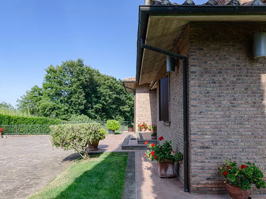 Immagine 22 di Villa in vendita  in Strada Vicinale Valle Rote snc a Bassano In Teverina