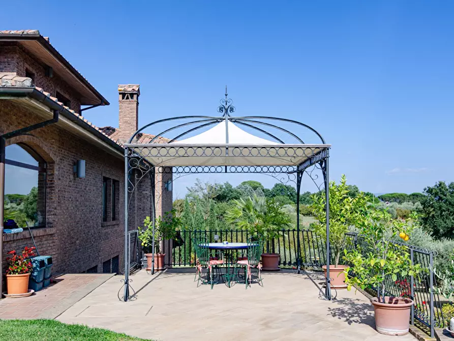 Immagine 36 di Villa in vendita  in Strada Vicinale Valle Rote snc a Bassano In Teverina