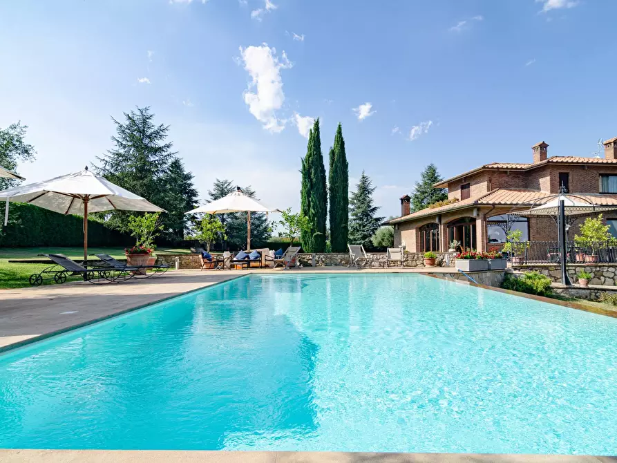 Immagine 5 di Villa in vendita  in Strada Vicinale Valle Rote snc a Bassano In Teverina