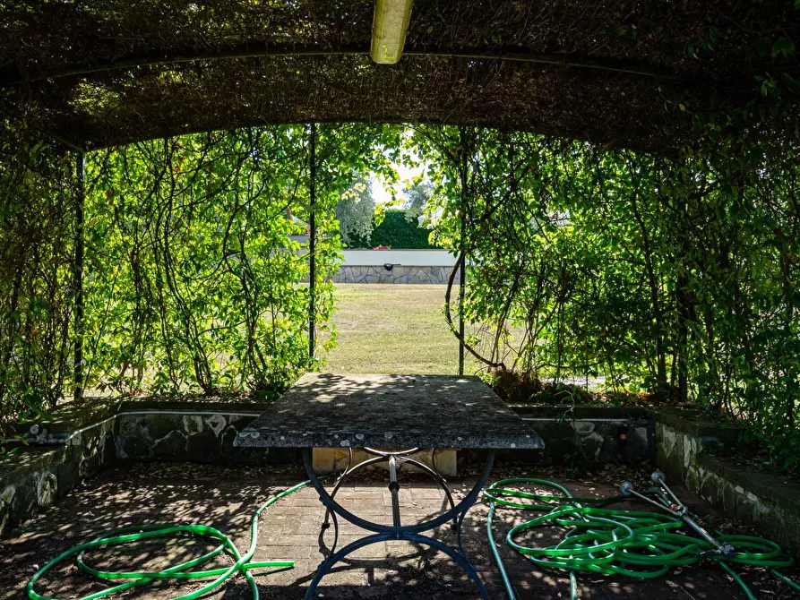 Immagine 44 di Villa in vendita  in Strada Vicinale Valle Rote snc a Bassano In Teverina