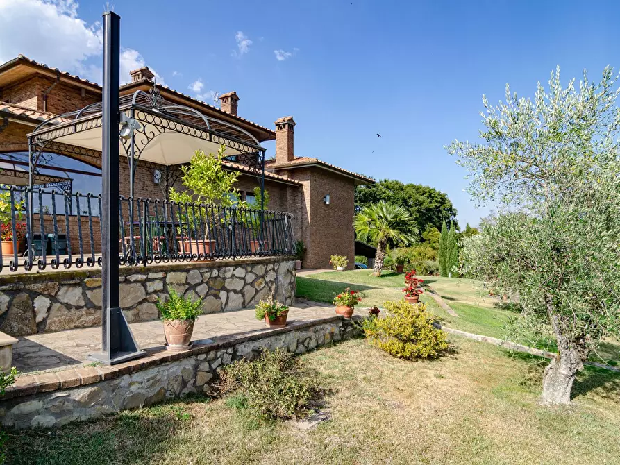 Immagine 26 di Villa in vendita  in Strada Vicinale Valle Rote snc a Bassano In Teverina